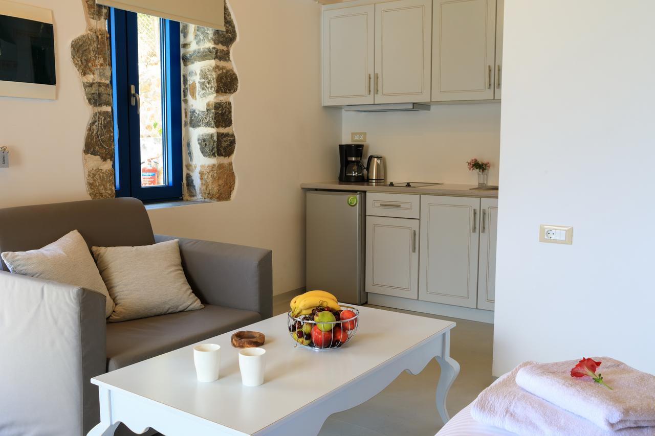 لوترون Molos Apartments المظهر الخارجي الصورة